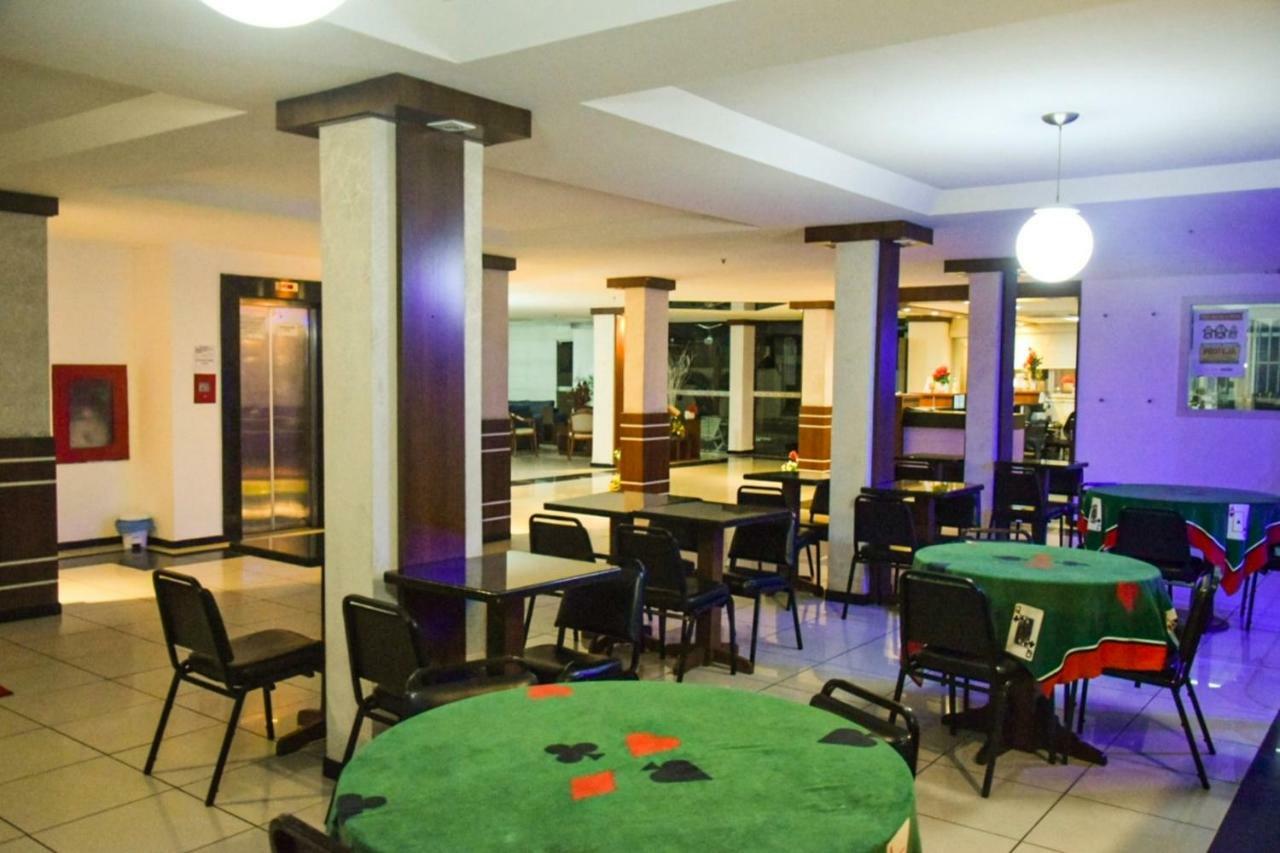Caribe Park Hotel Кабо Фрио Екстериор снимка